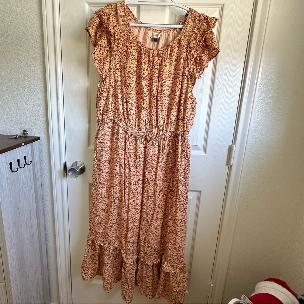 Flowy floral dress universal thread